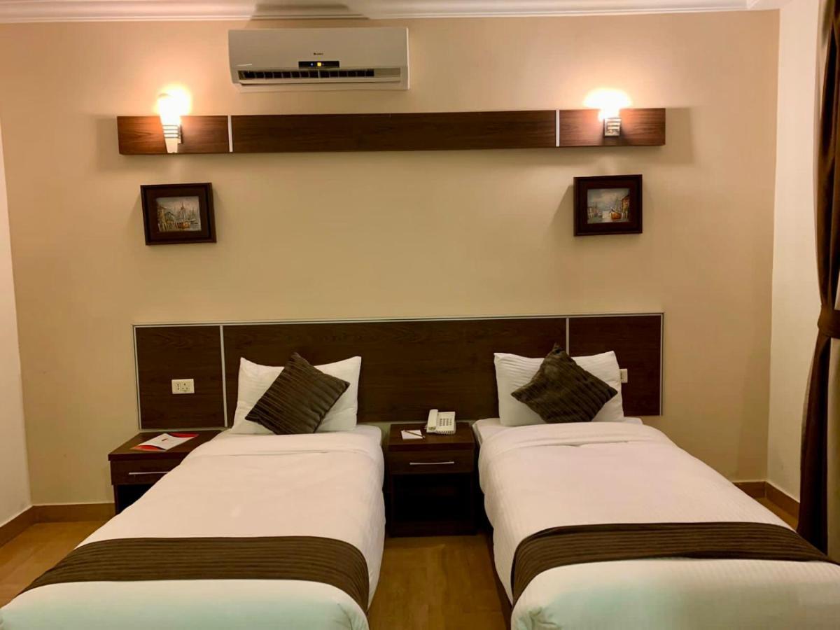 Ream Hotel Amman Zewnętrze zdjęcie